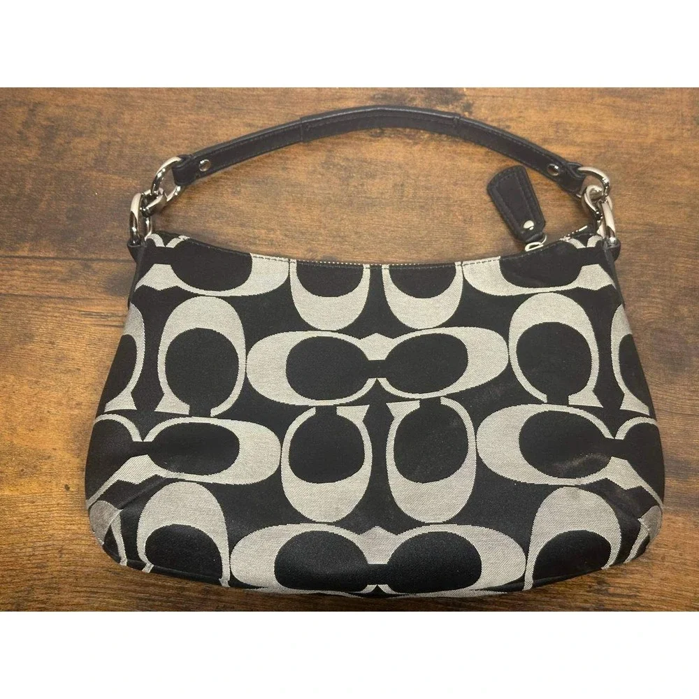 Coach Signature C Taylor Hobo Bag Black Grey Jacquard F22302 - 031 (25)
